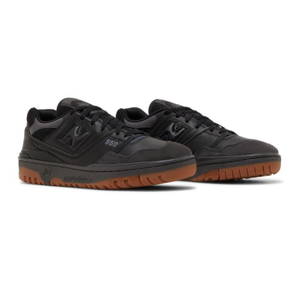 New Balance 550s ‘Black Gum’ Sneakers